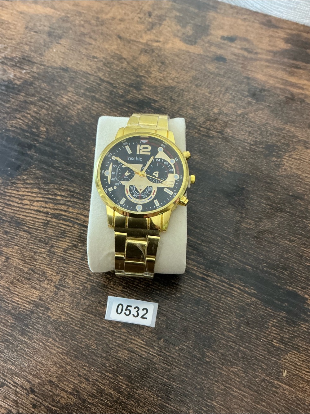 inschic Men’s Analog Quartz Watch Black Dial Gold Tone Metal Bracelet Date